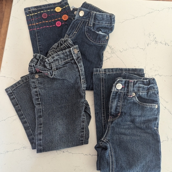 Bundle of three size 3T jeans - Picture 1 of 5